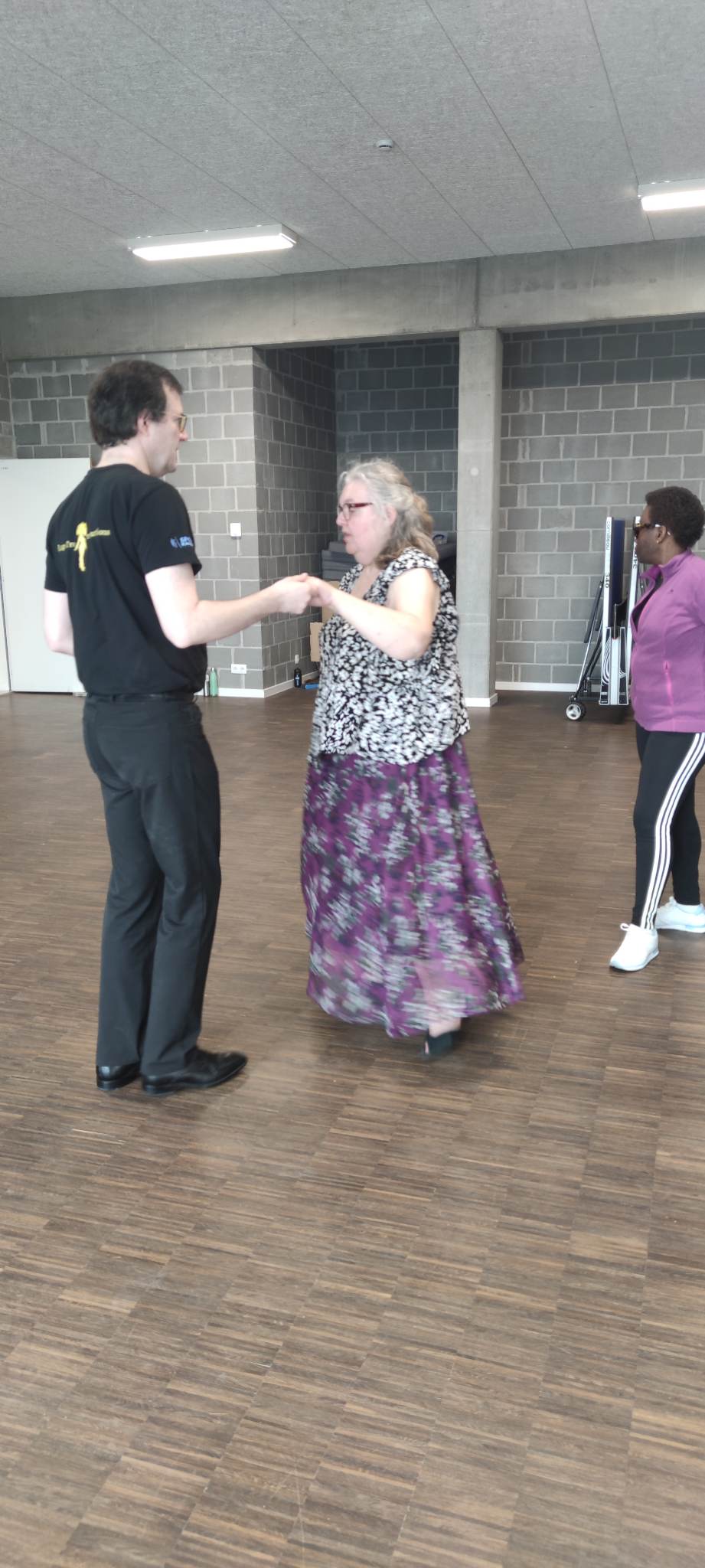 photo1 : Manuel danse avec Nadine