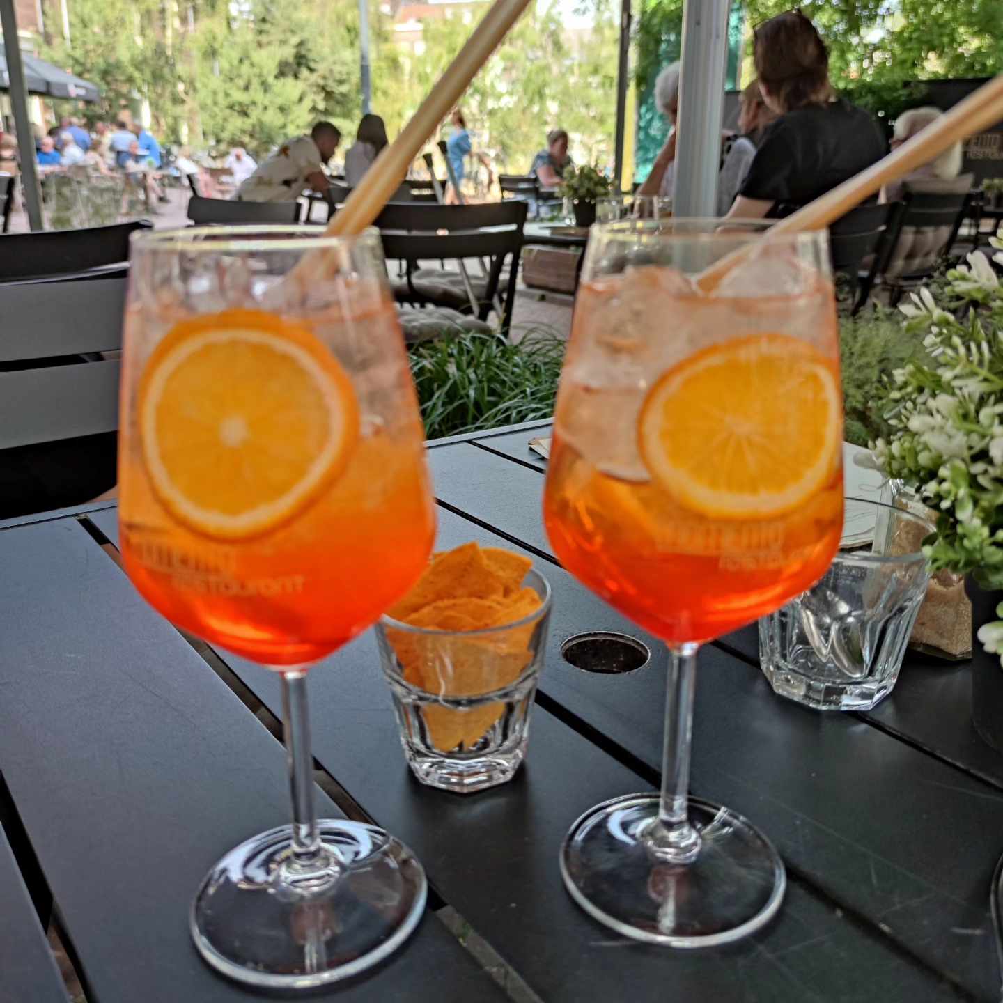 Photo 1 : Aperol sur la terrasse